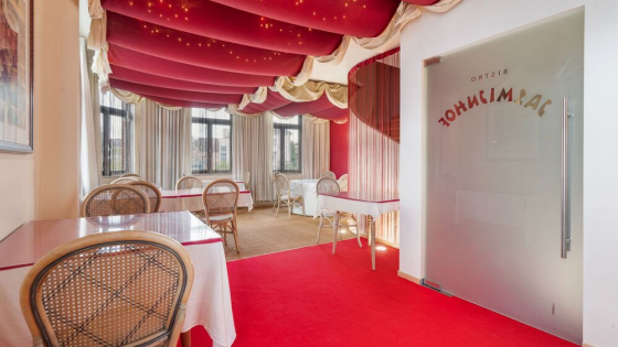 Houtmarkt 24