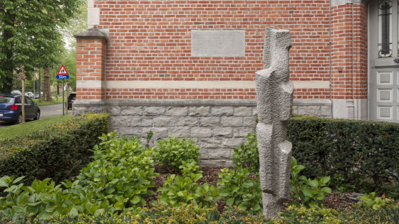 Gepansterd wezen van Gerard Holmens