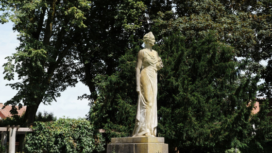 Foto beeld Koningin Astrid