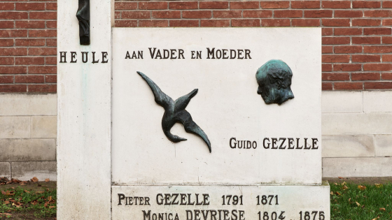 Foto monument Ouders Gezelle-Devriese