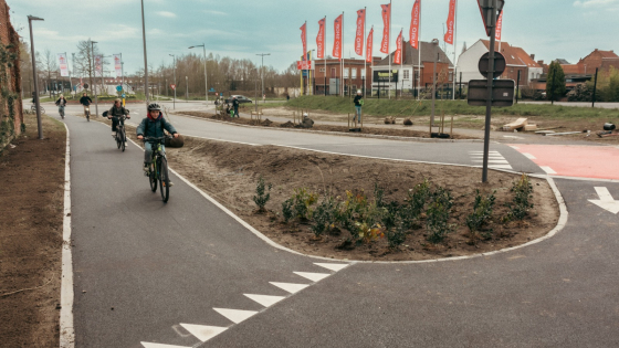 fietsdoorsteek Euroshop