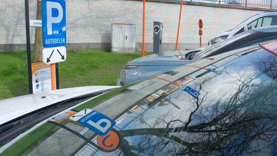 Deelwagens gratis parking