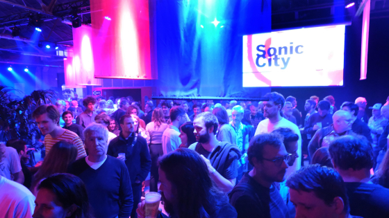 Sonic City zaal Depart