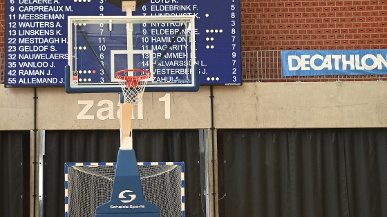 Het nieuwe ledscorebord in topsporthal Lange Munte