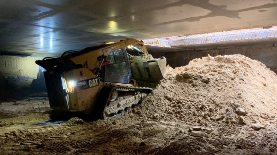 Foto van de graafwerken in de parking