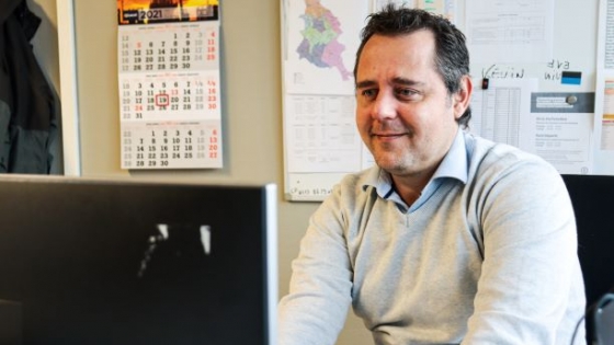 Teamverantwoordelijke aan het werk