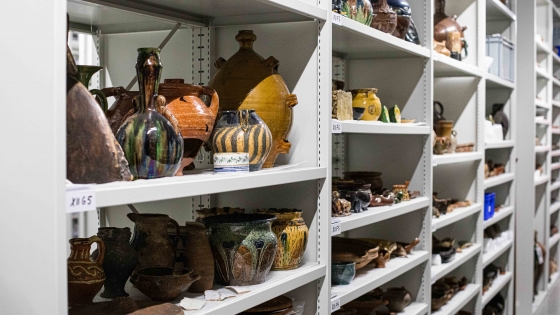 collectie keramiek, fotograaf: Stad Kortrijk - Bas Bogaerts