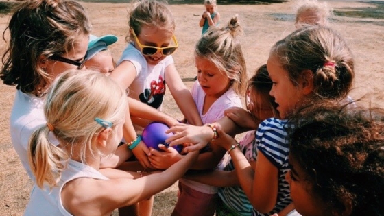 Foto kinderen jeugdbeweging