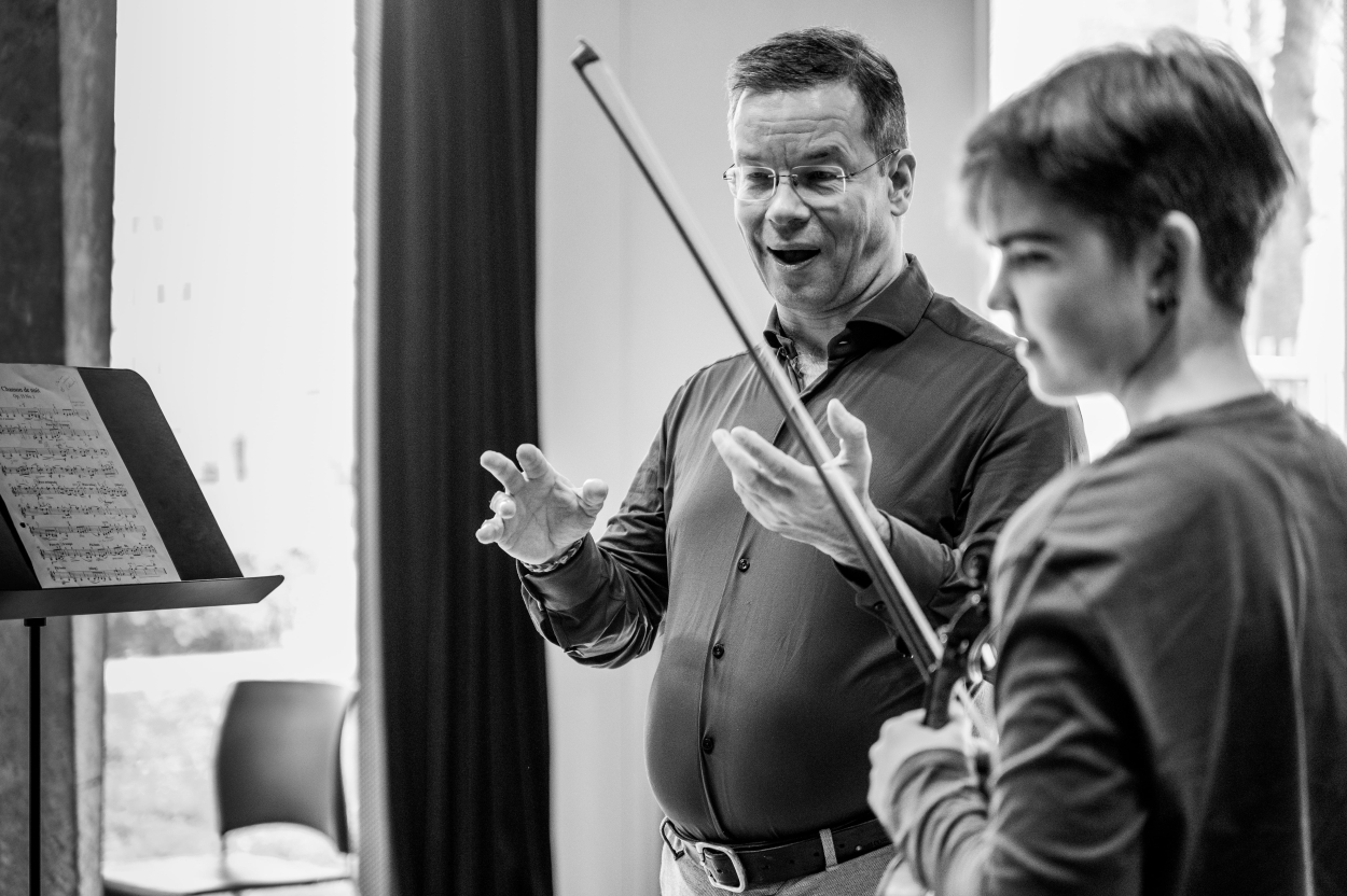Antony Hermus aan het werk met Jong Talent