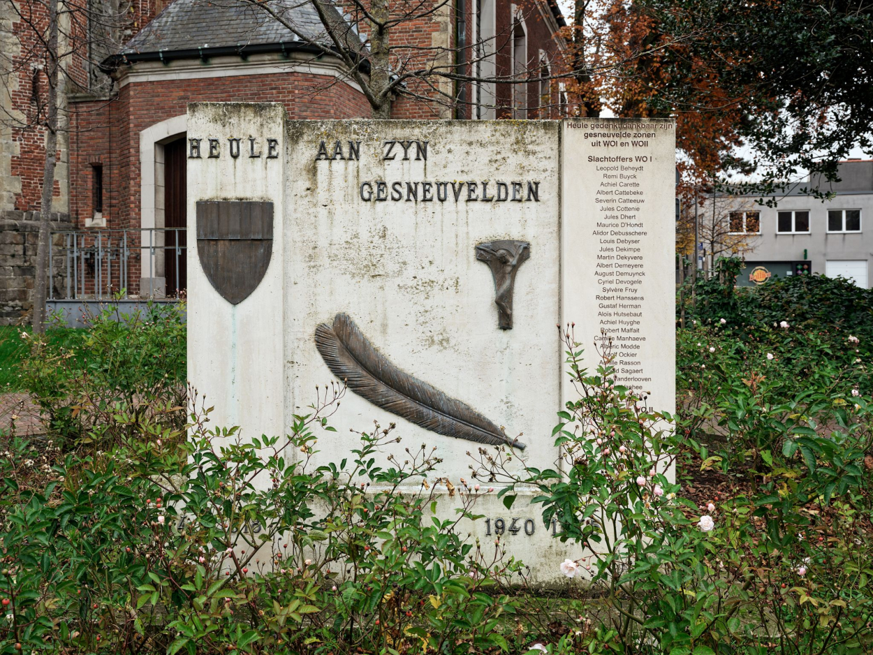 Foto oorlogsmonument Heule