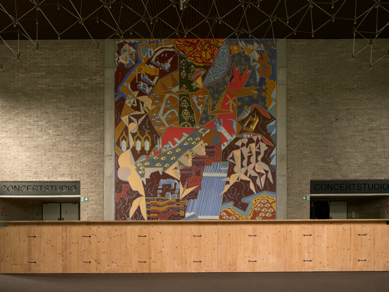 Foto van de muurschildering in het muziekcentrum Track