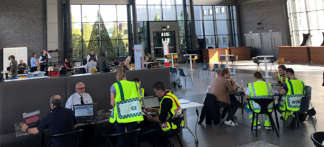 crisiscel komt samen