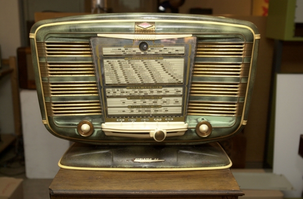 Vintage radio