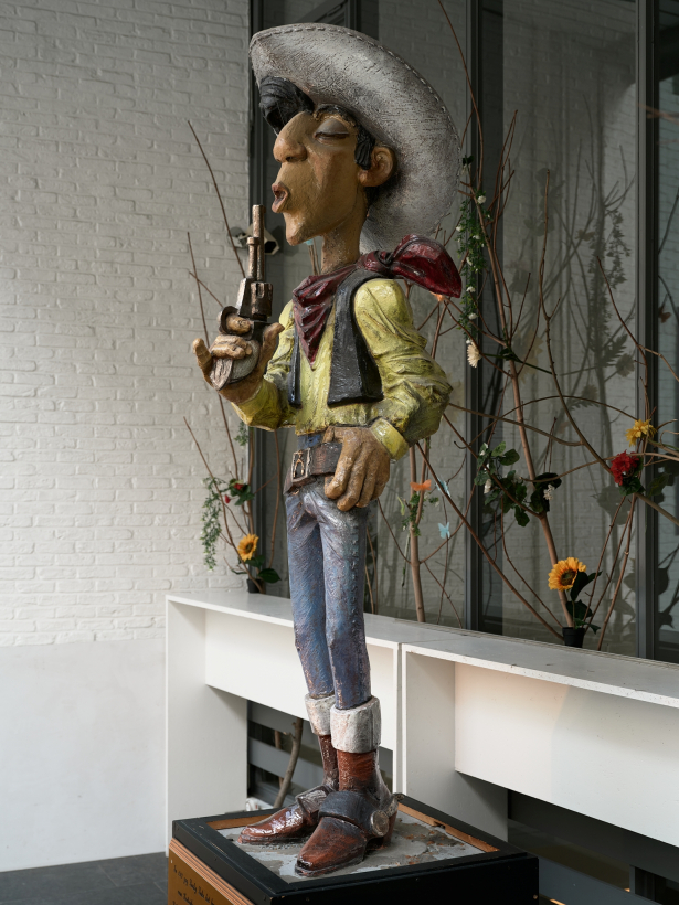Foto van het standbeeld Lucky Luke