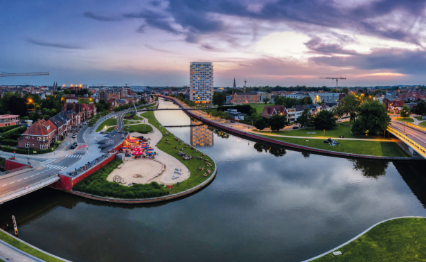 Buda beach vanuit de lucht