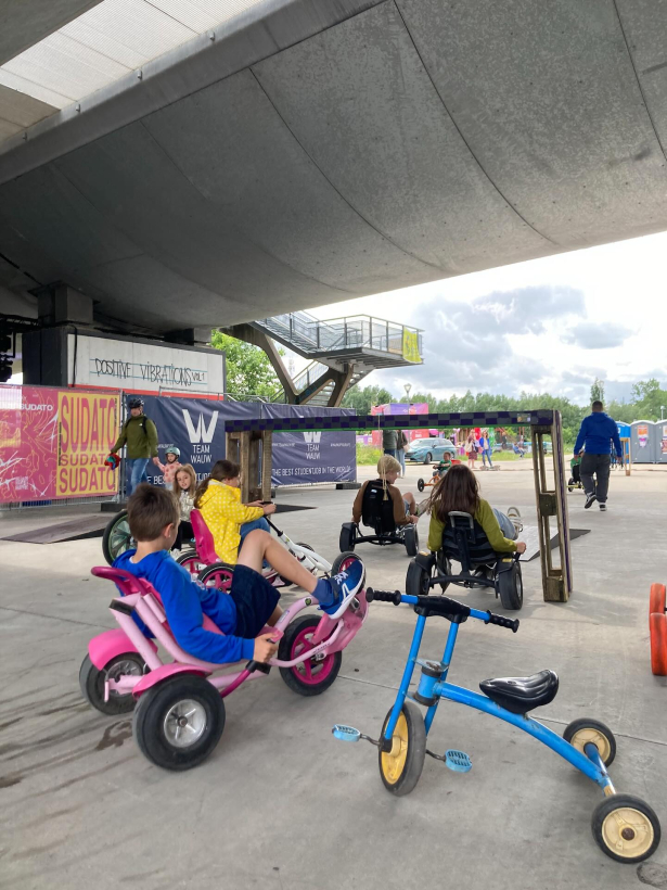 Kids on wheels