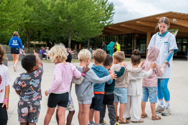 Kleuters bij speelpleinwerking Wasper in de zomer van 2025