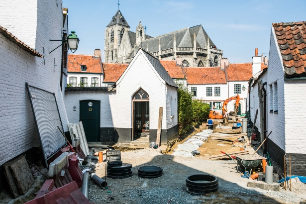 restauratie begijnhof Kortrijk