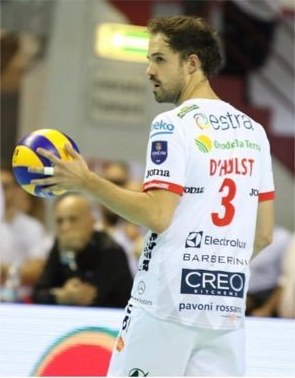 Stijn D'Hulst