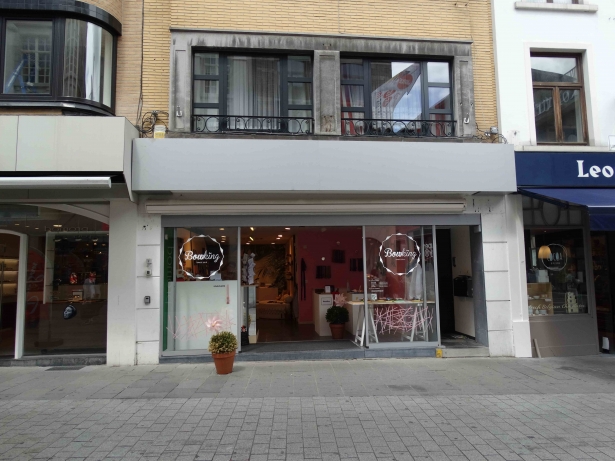 Voorkant Lange Steenstraat 45 Kortrijk